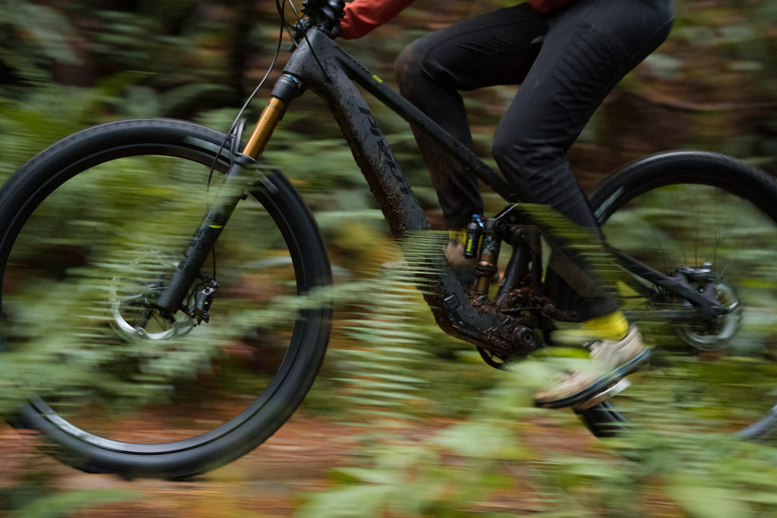 Shuttle SL Pro X0 Eagle Transmission - Pivot Cycles