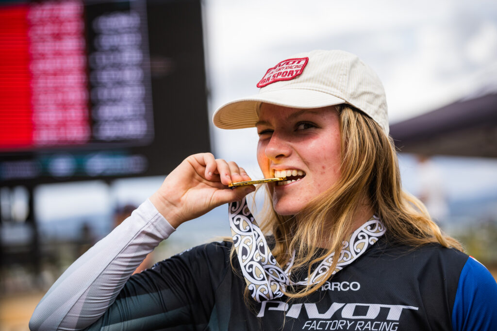 Pivot Factory Racing: 2026
